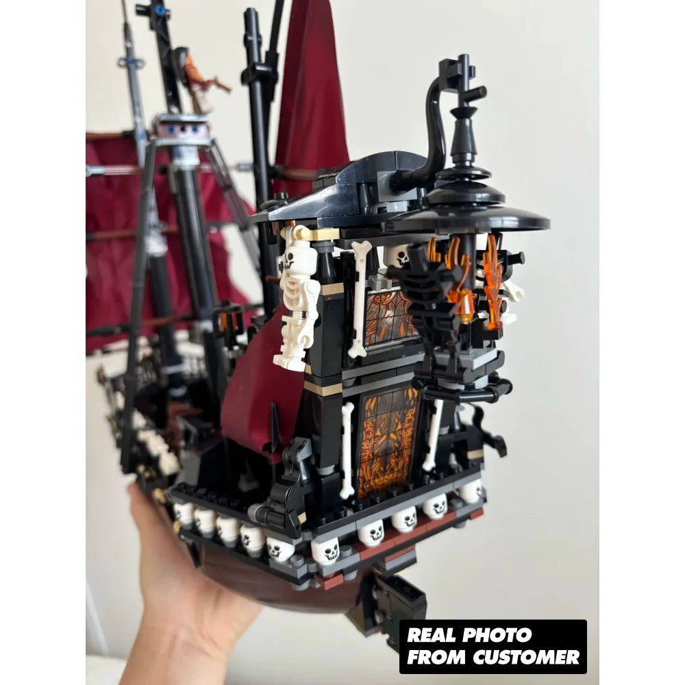 Building Blocks Pirates of the Caribbean Queen Anne’s Revenge Ship 4195 Style Queen Anne’s Revenge / No Box Building