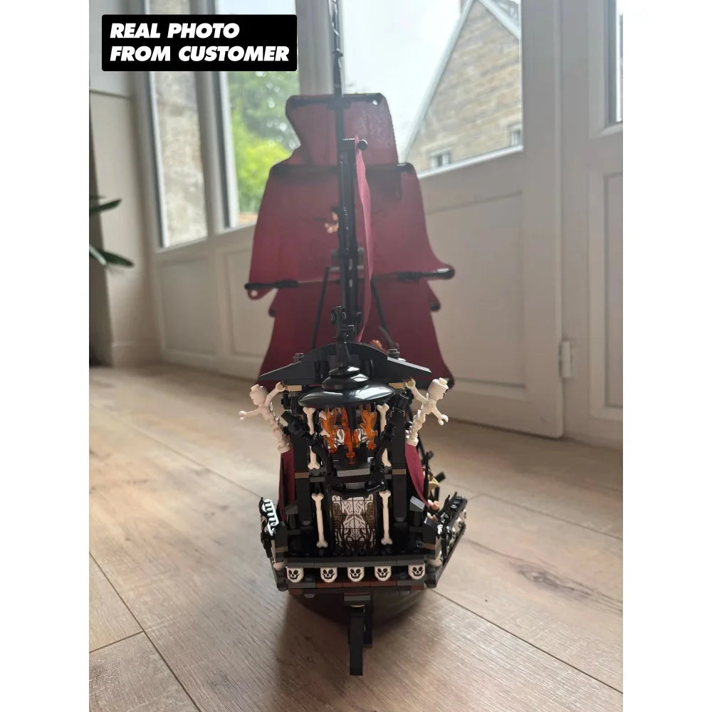 Building Blocks Pirates of the Caribbean Queen Anne’s Revenge Ship 4195 Style Queen Anne’s Revenge / No Box Building