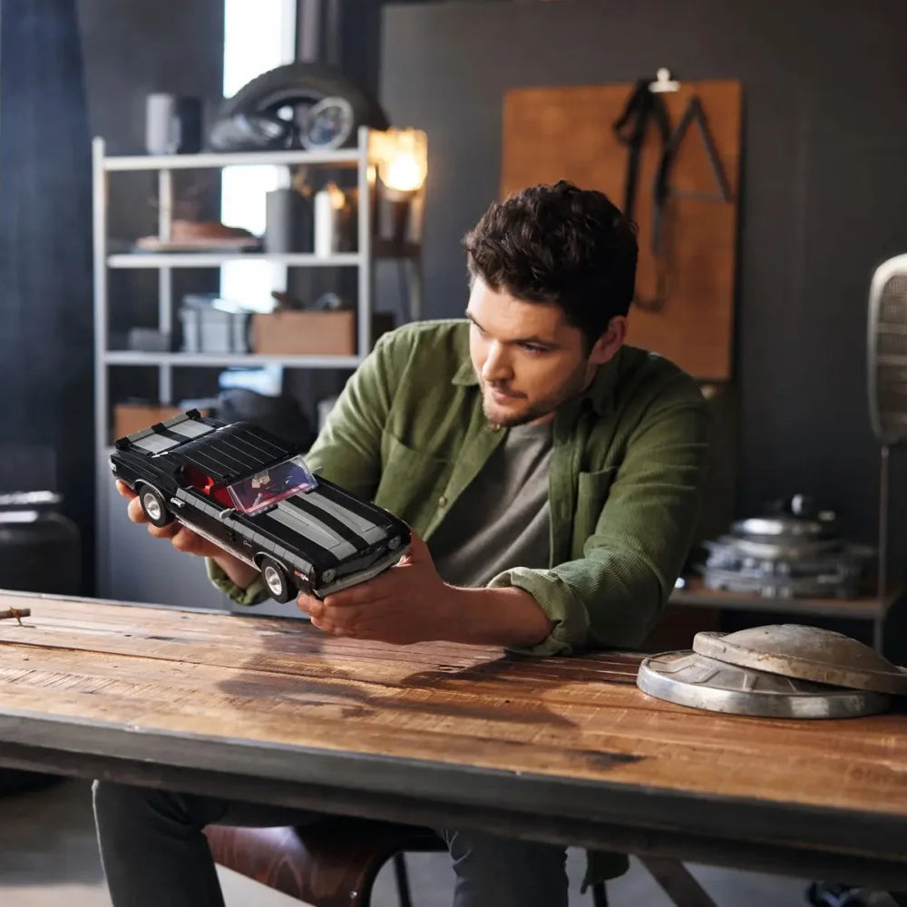 1969 Chevrolet Camaro Z28 Building Blocks Icons 1456PCS MOC Racing Car Bricks 1969 Chevrolet Camaro Z28 / 1456 Pieces