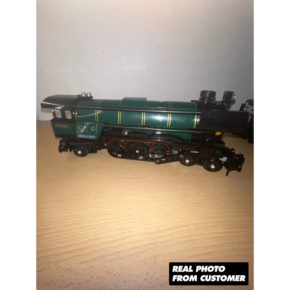Emerald Classic Night Train Steam Train Building Blocks Set Large-Scale Gift Toy Emerald Classic Night Train Building