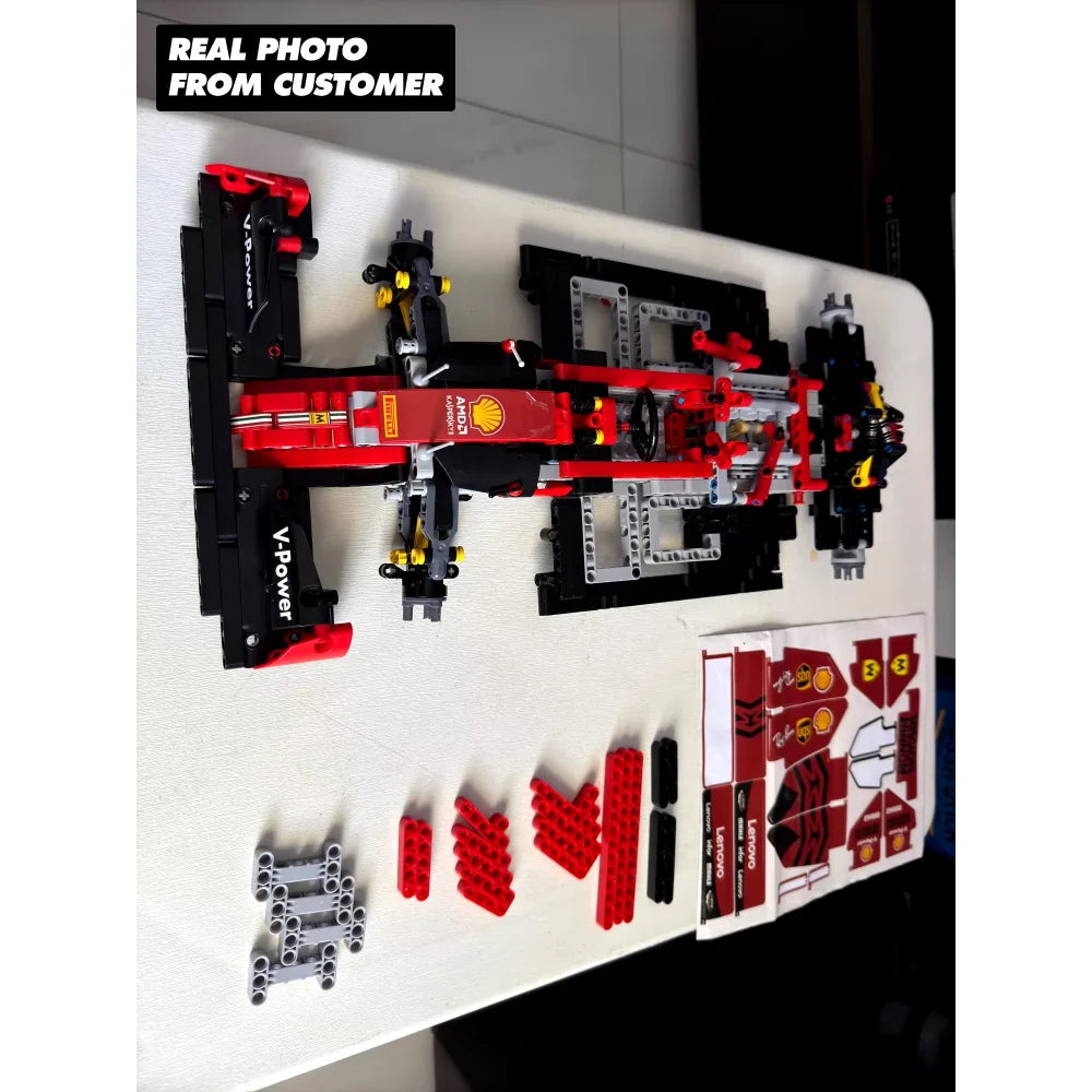 Ferrari F1 SF90 Technic Toy Car Model 1200PCS Building Blocks Formula One 1 Gift 1200 + / Ferrari F1 SF90 Building