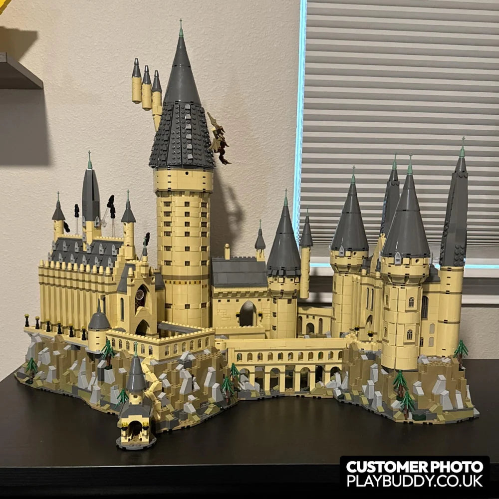Hogwarts Castle (71043) 6020PCS Building Blocks w/ 28 Figures - Hogwarts Castle - Building Blocks