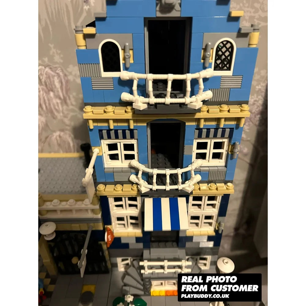 Market Street (10190) 1250PCS Modular Building Blocks w/ 3 Figures - Market Street - Building Blocks