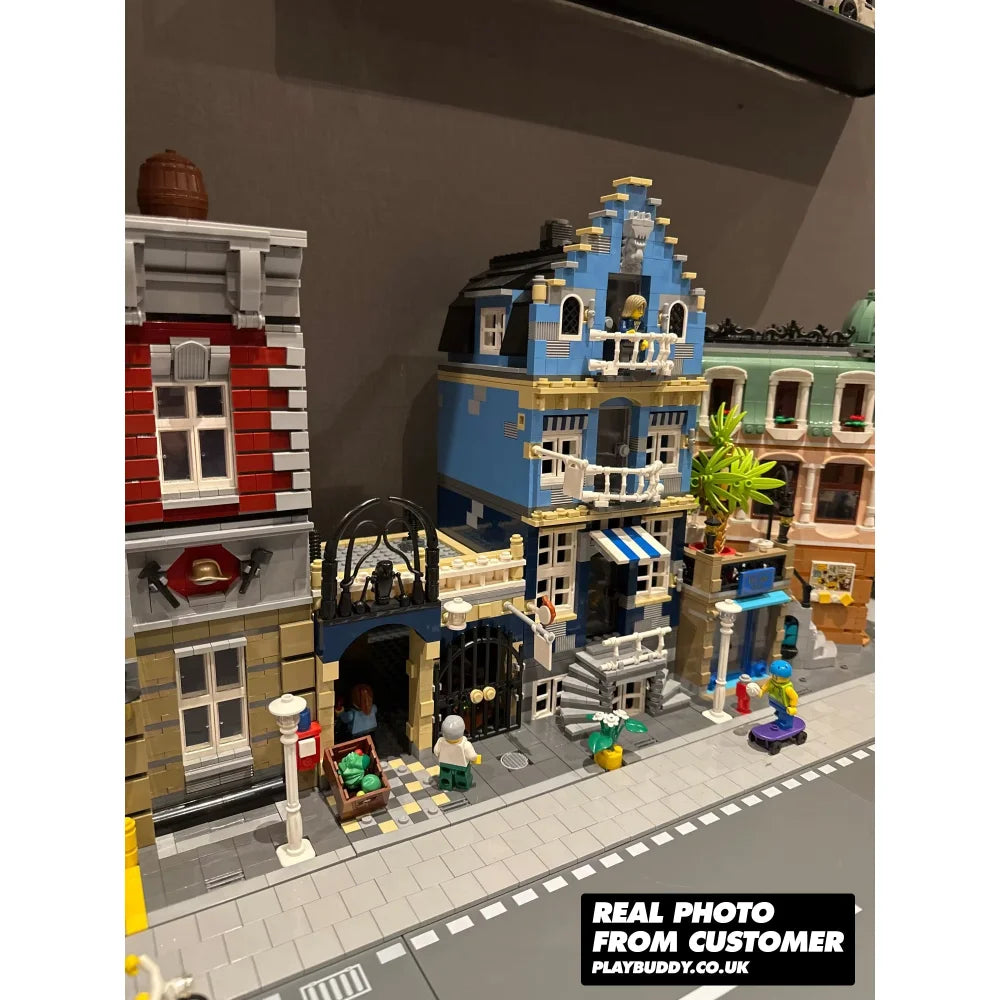 Market Street (10190) 1250PCS Modular Building Blocks w/ 3 Figures - Market Street - Building Blocks