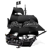 Pirates Of The Caribbean Black Pearl Sailboat Building Blocks w/ 6 Figurines Black Pearl Sailboat Building Blocks
