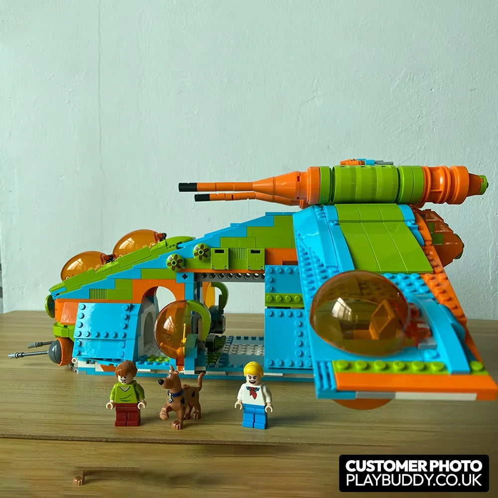 Scooby-Doo Mystery Machine x Republic Gunship 1116PCS Building Blocks w/ Figures Mystery Machine x Republic Gunship