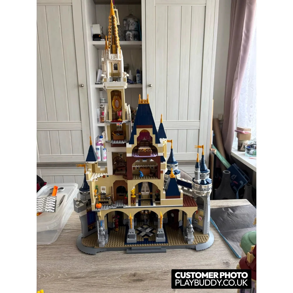The Disney Castle (71040) 4080PCS Building Blocks w/ Figures Disney Castle Building Blocks