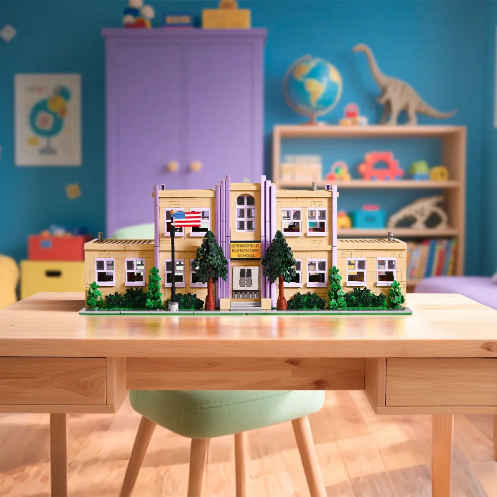The Simpsons: Springfield Elementary School 3500PCS Building Blocks w/ Box - Springfield Elementary School - Building